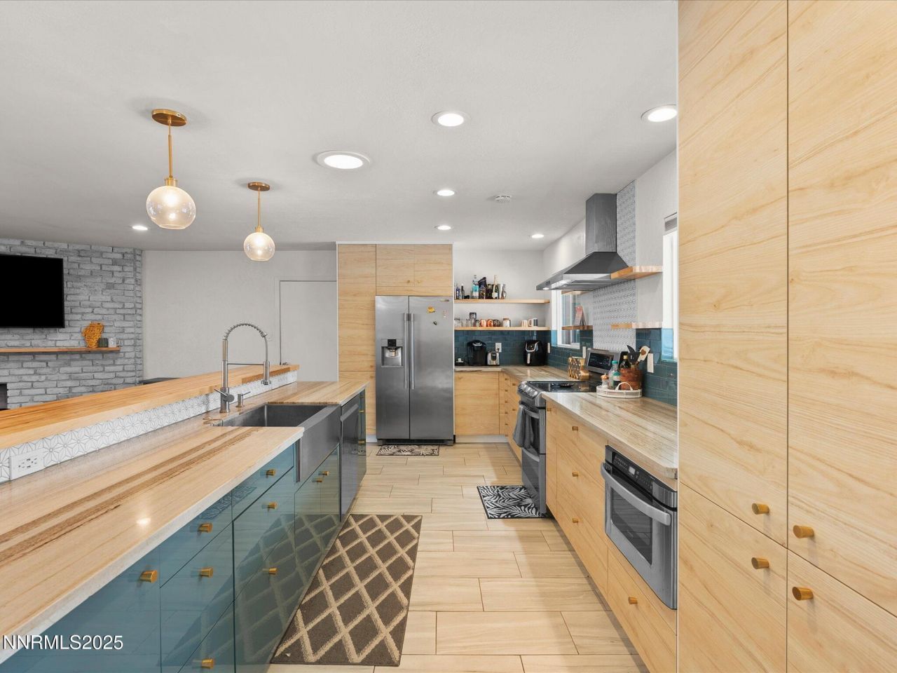 301 Hillcrest Drive, Reno, NV 89509 Photo