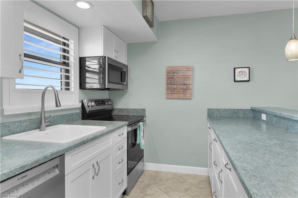 1012 Anglers Cv, Unit D507, Marco Island, FL 34145 Photo