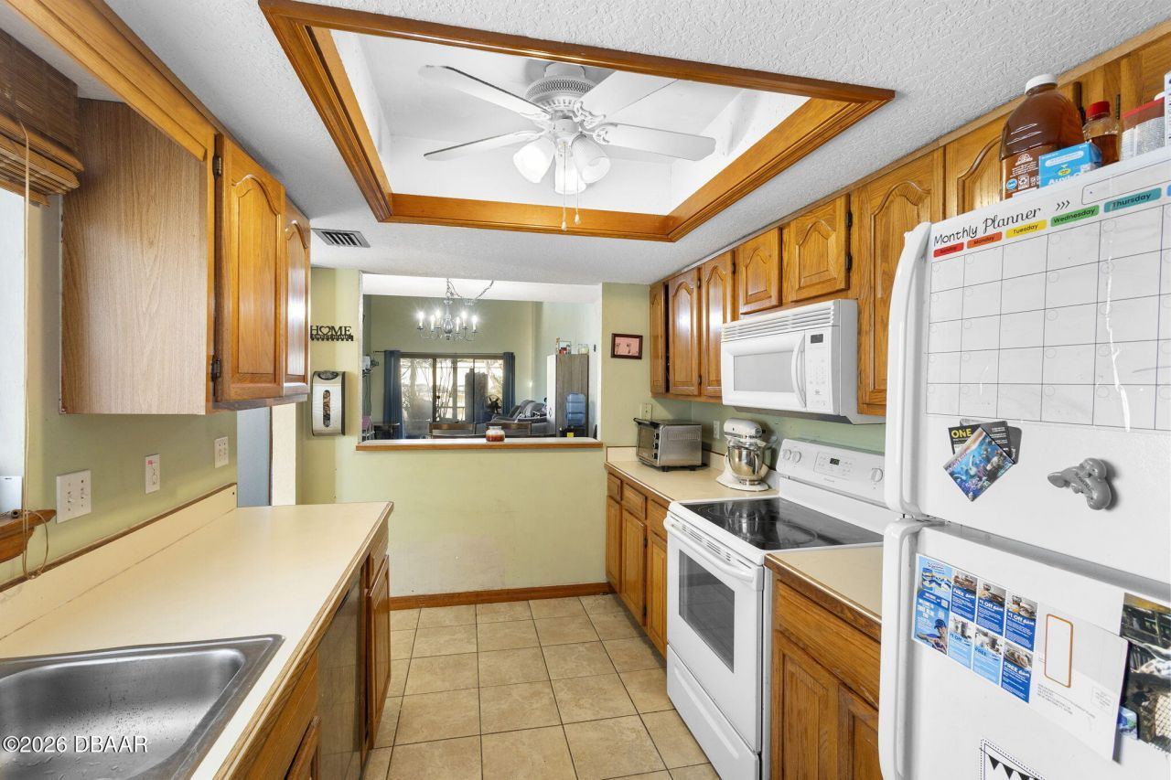 347 Castlewood Lane, New Smyrna Beach, FL 32168 Photo