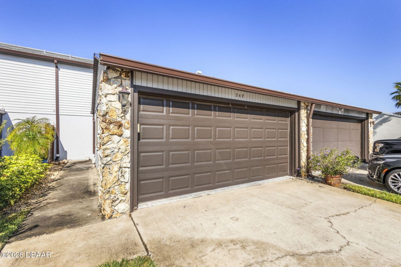 347 Castlewood Lane, New Smyrna Beach, FL 32168 Photo