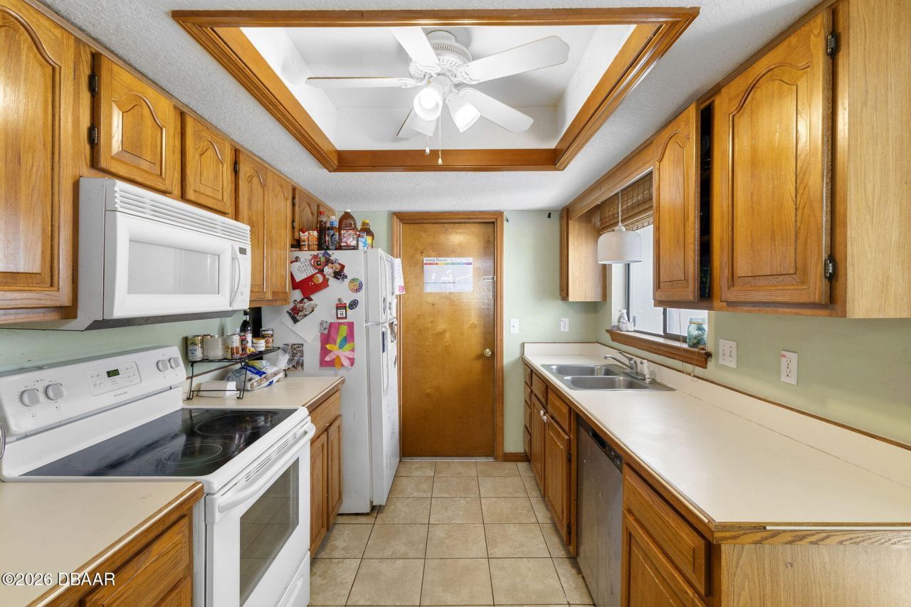 347 Castlewood Lane, New Smyrna Beach, FL 32168 Photo