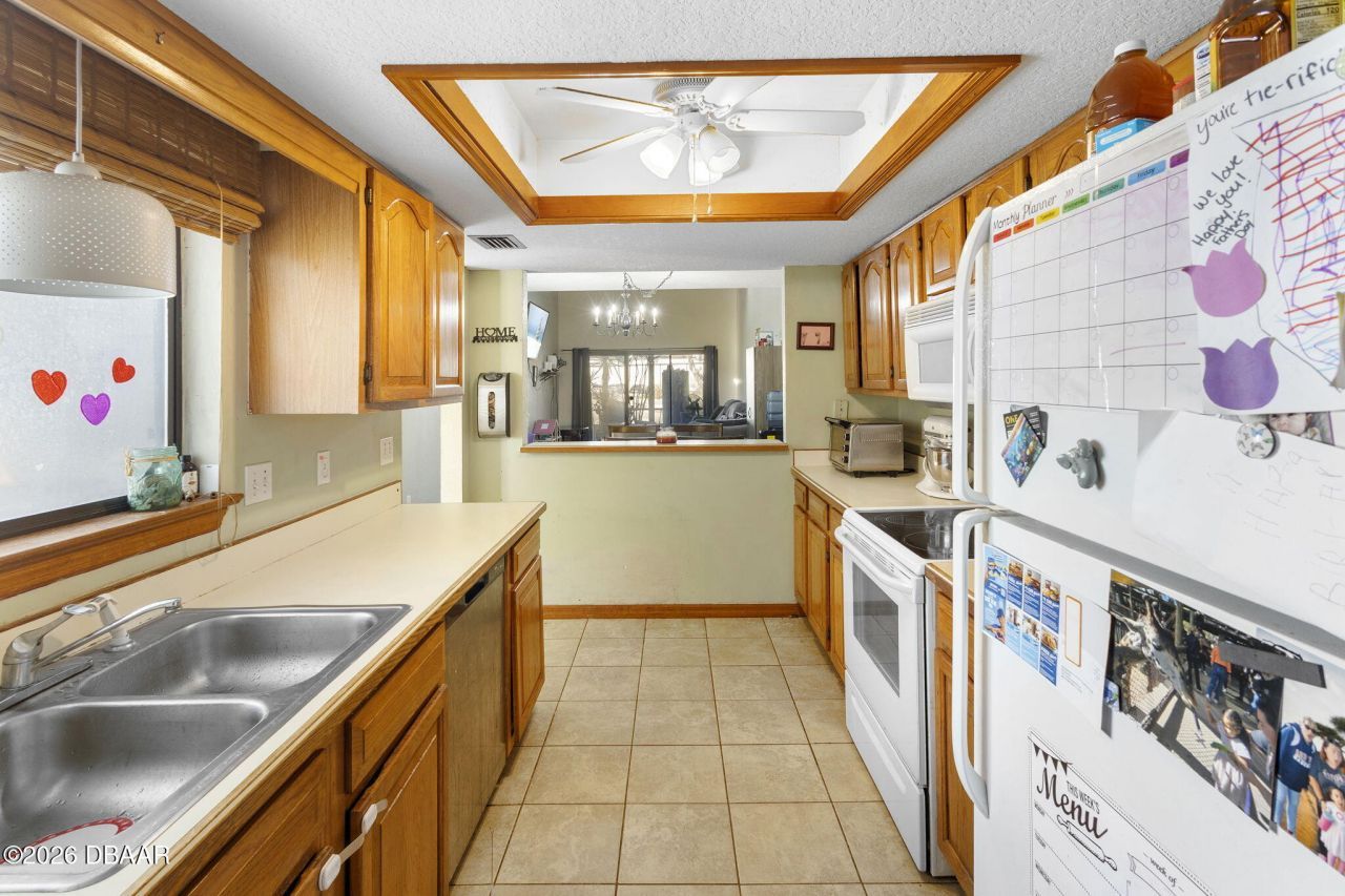 347 Castlewood Lane, New Smyrna Beach, FL 32168 Photo