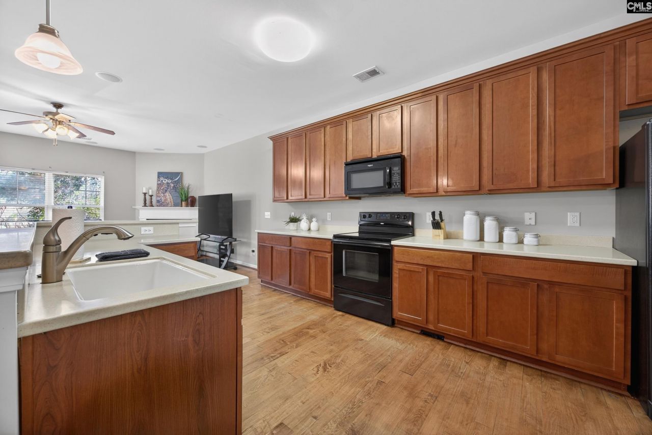 43 Glen Ord Court Photo 7