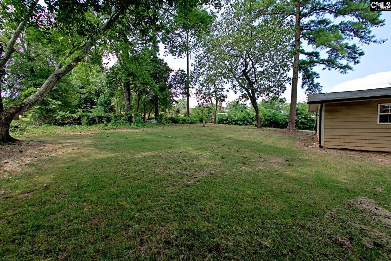 112 Royal Tower Dr  Photo 31