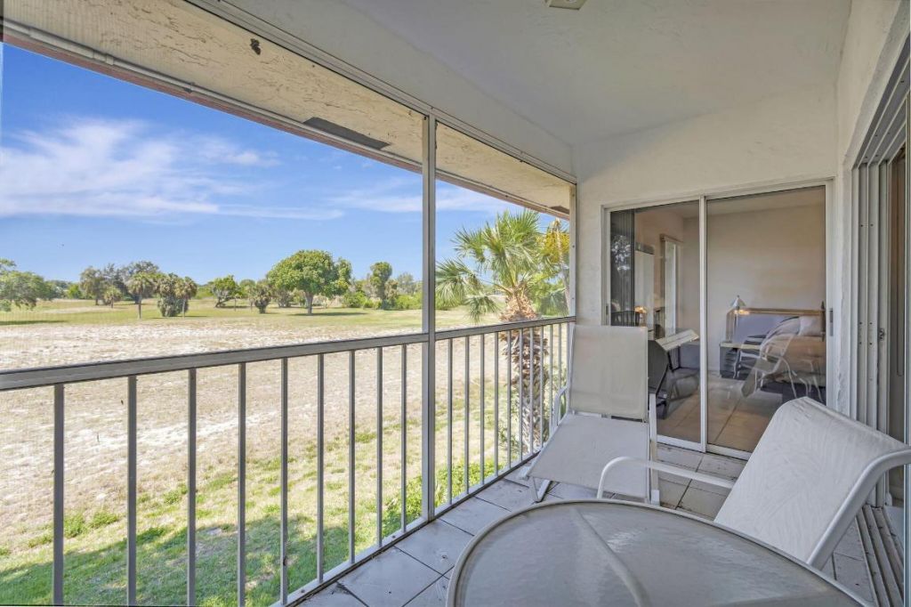 280 NW 67th Street, Unit B207, Boca Raton, FL 33487 Photo