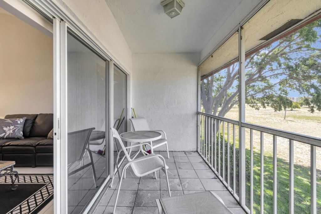 280 NW 67th Street, Unit B207, Boca Raton, FL 33487 Photo