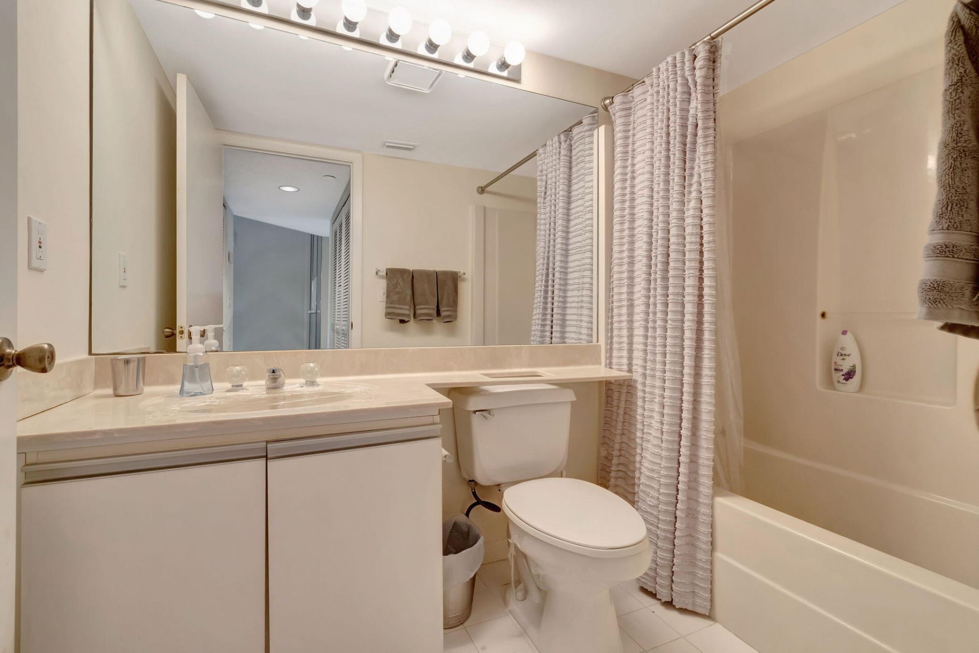 280 NW 67th Street, Unit B207, Boca Raton, FL 33487 Photo