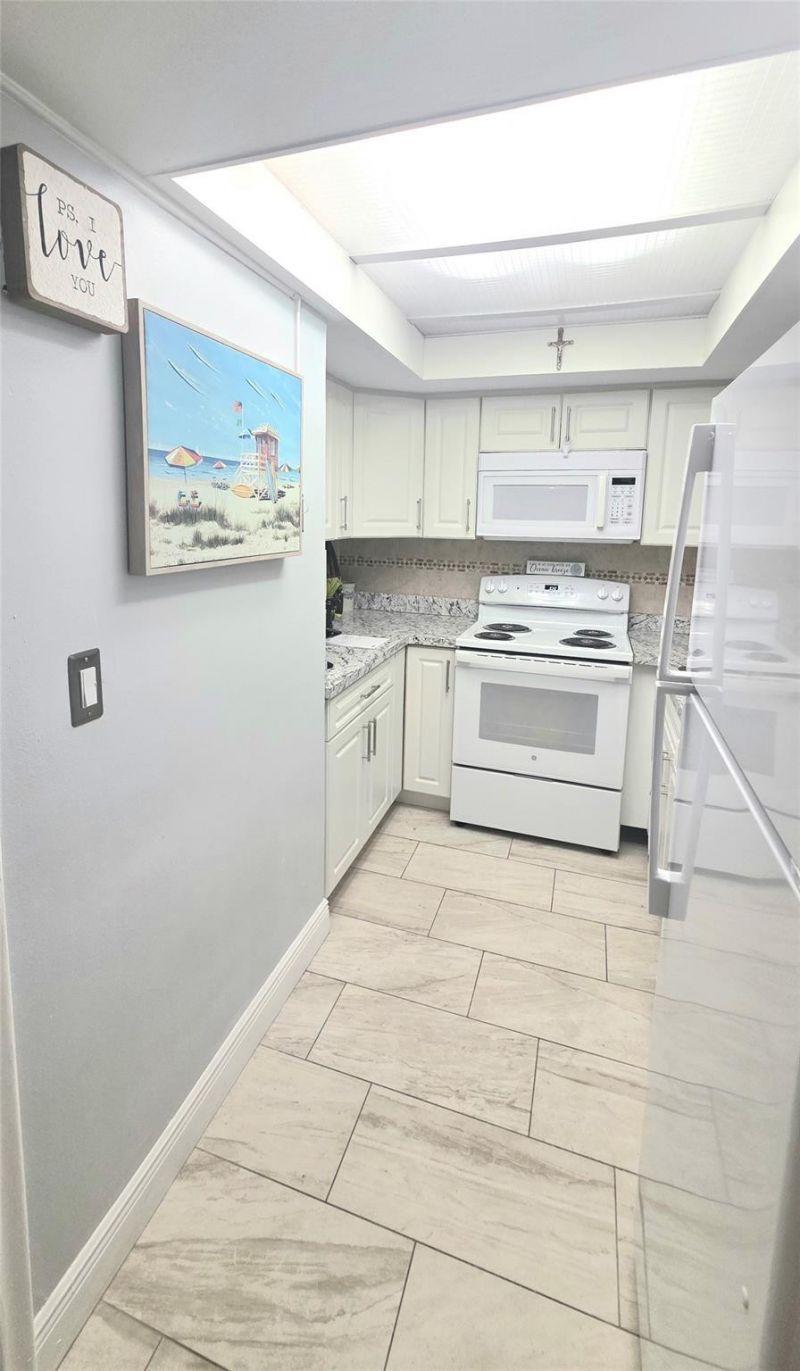 4143 N Ocean Boulevard, Unit 102, Fort Lauderdale, FL 33308 Photo