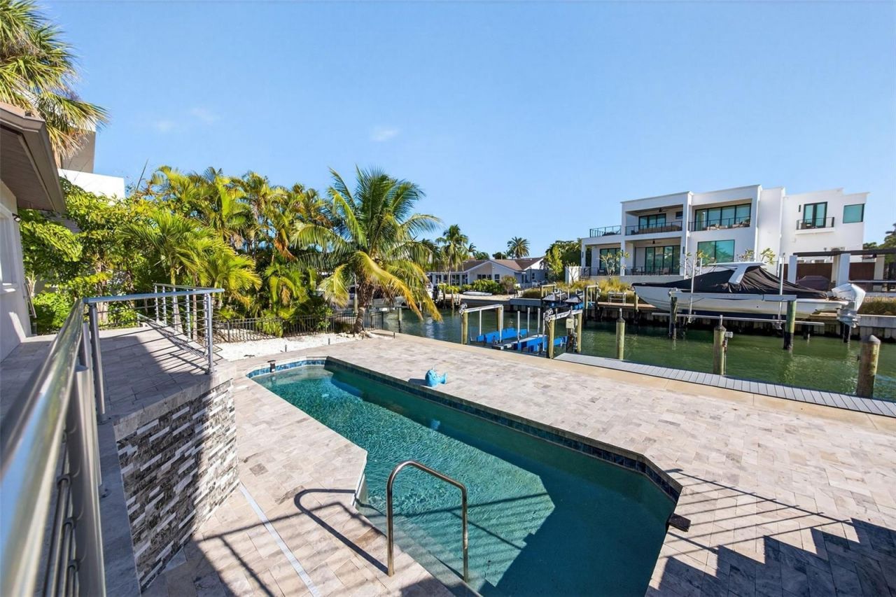 562 Ranger Lane, Longboat Key, FL 34228 Photo