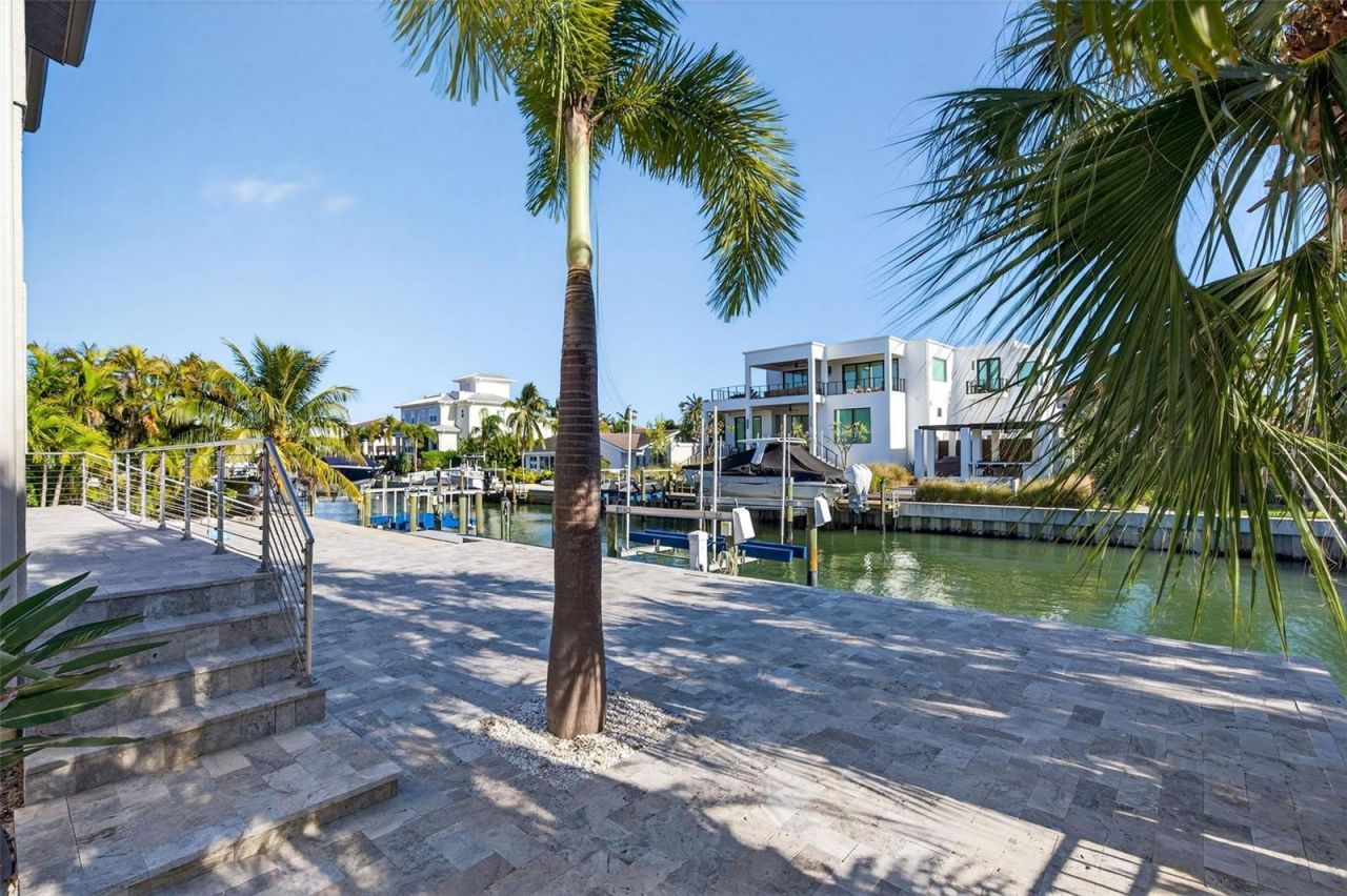 562 Ranger Lane, Longboat Key, FL 34228 Photo