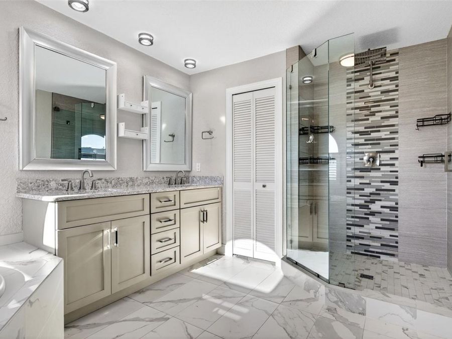 Property Image 76