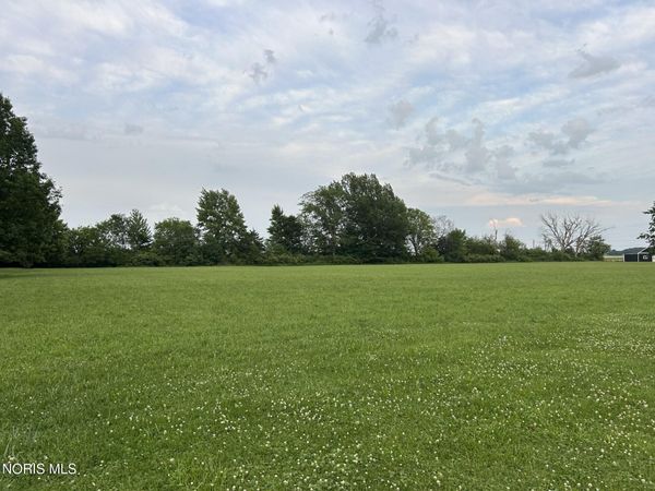 N Walker Street, Graytown, OH 43432
