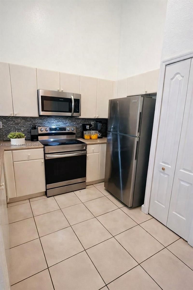 2811 SE 17th Ave, Unit 210, Homestead, FL 33035 Photo