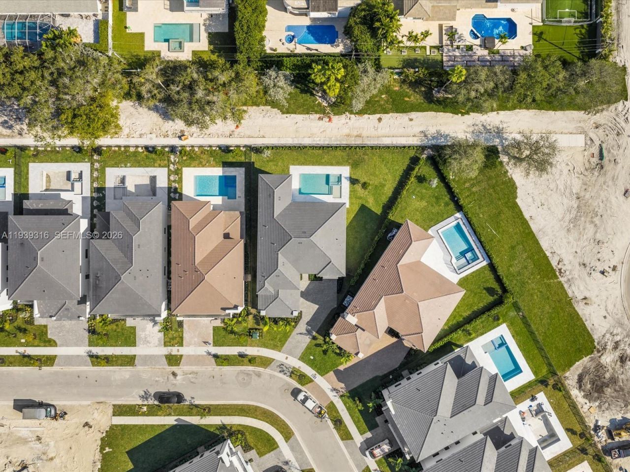 19701 NE 16 Pl, Miami, FL 33179 Photo