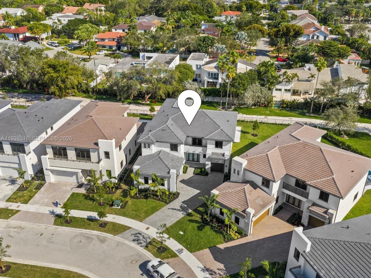 19701 NE 16 Pl, Miami, FL 33179 Photo