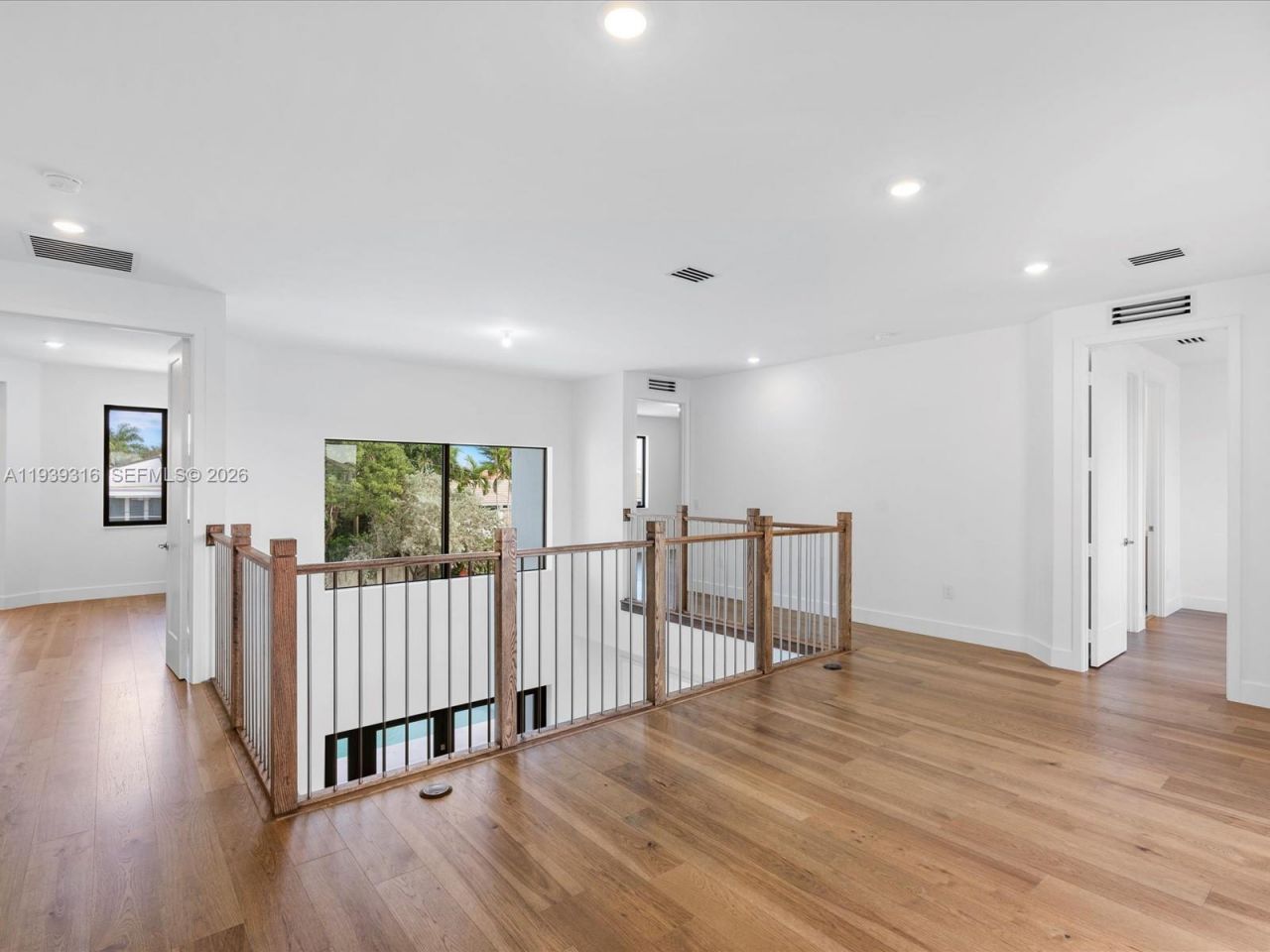 19701 NE 16 Pl, Miami, FL 33179 Photo