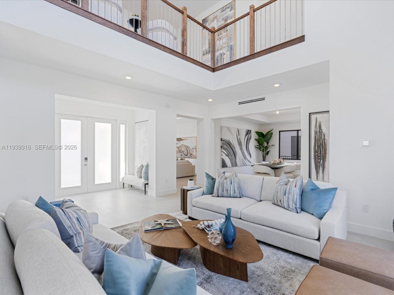 19701 NE 16 Pl, Miami, FL 33179 Photo