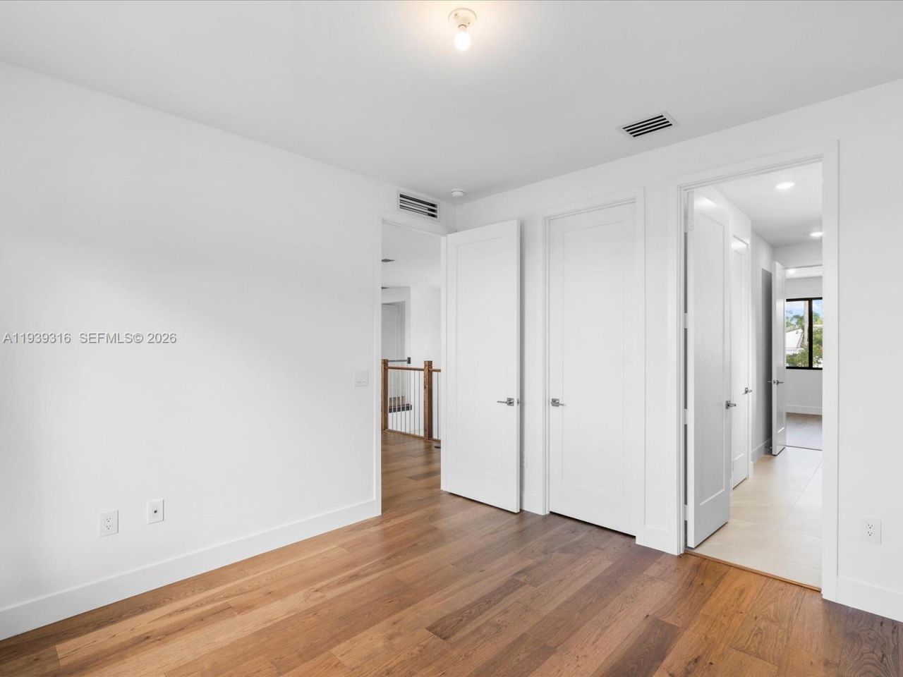 19701 NE 16 Pl, Miami, FL 33179 Photo