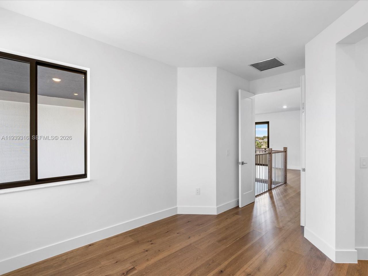 19701 NE 16 Pl, Miami, FL 33179 Photo