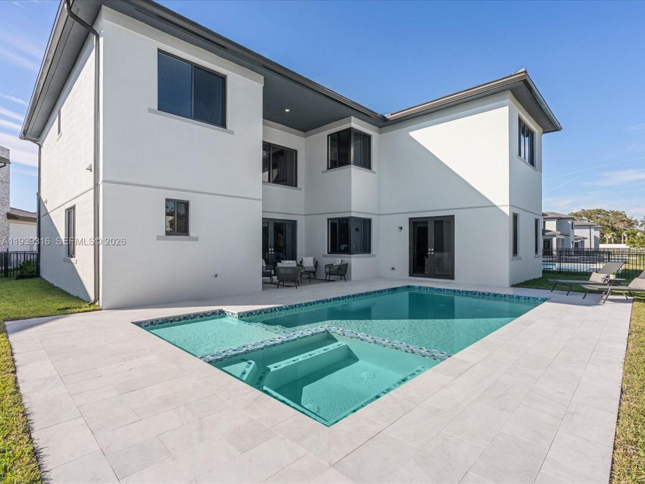 19701 NE 16 Pl, Miami, FL 33179 Photo