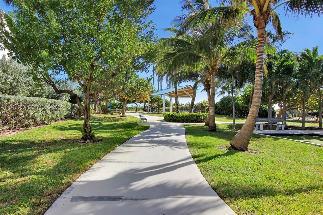 1849 S Ocean Dr, Unit 311, Hallandale Beach, FL 33009 Photo