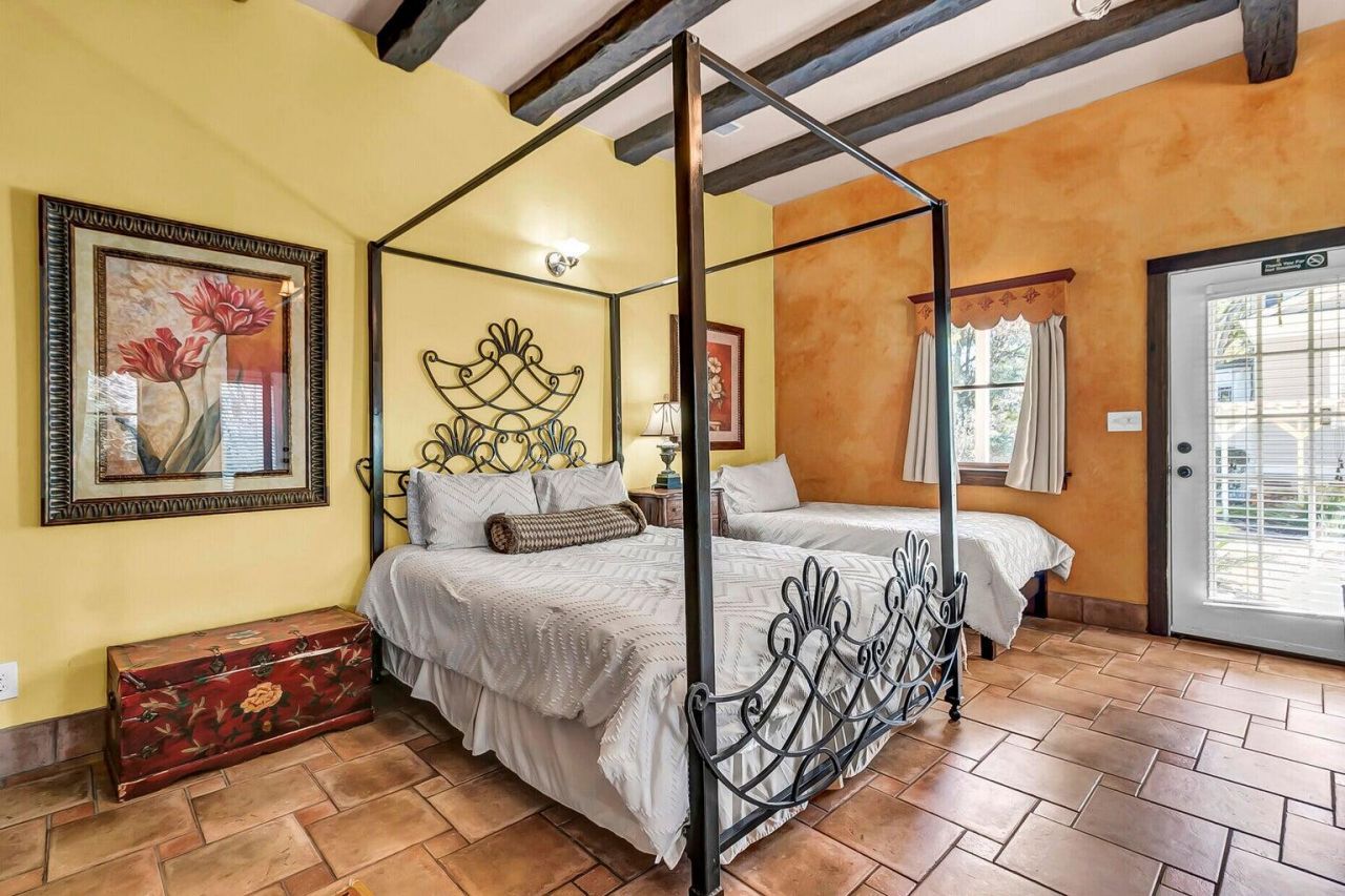 710 S Main Street Photo 60