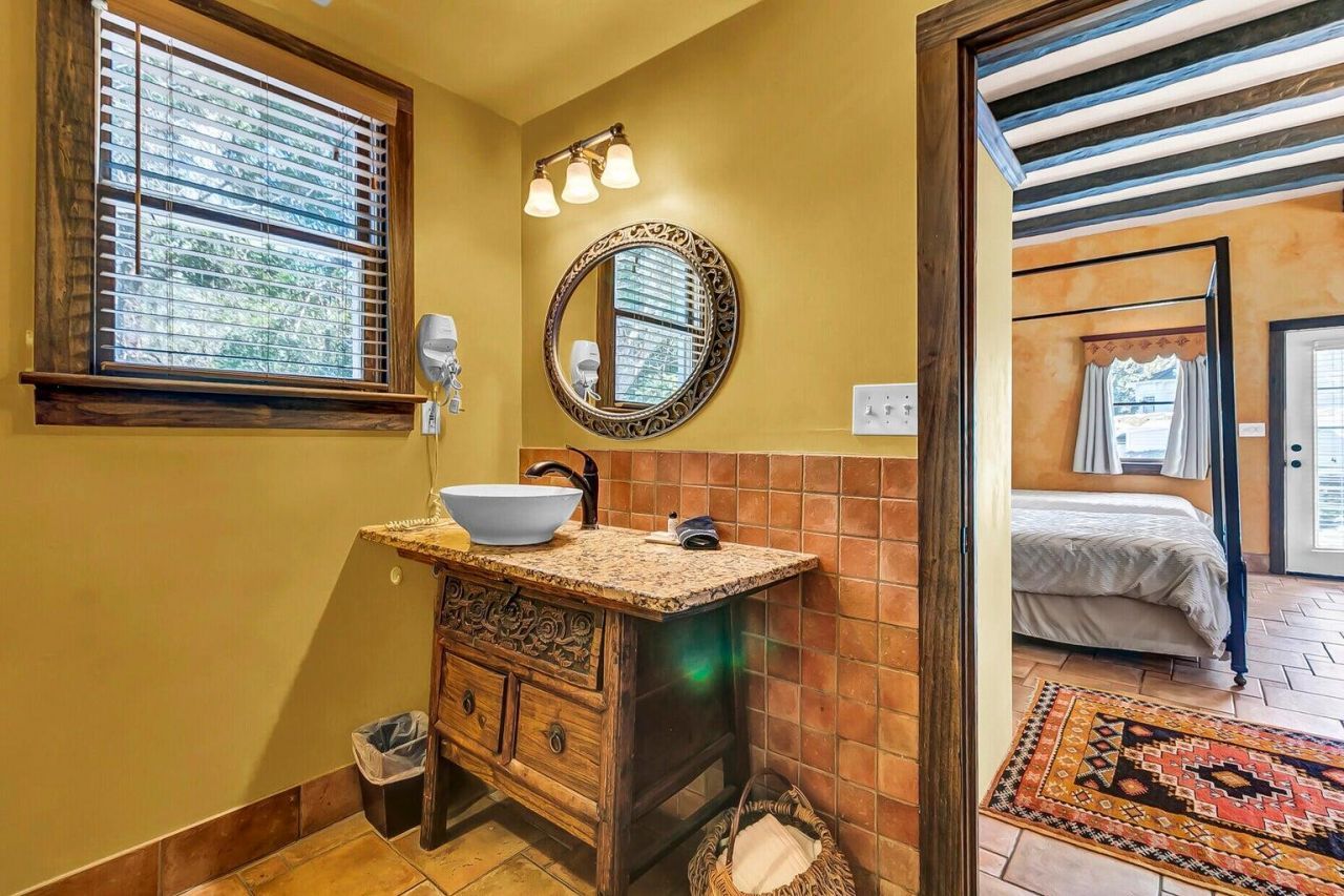 710 S Main Street Photo 65