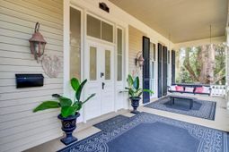 710 S Main Street photo 4