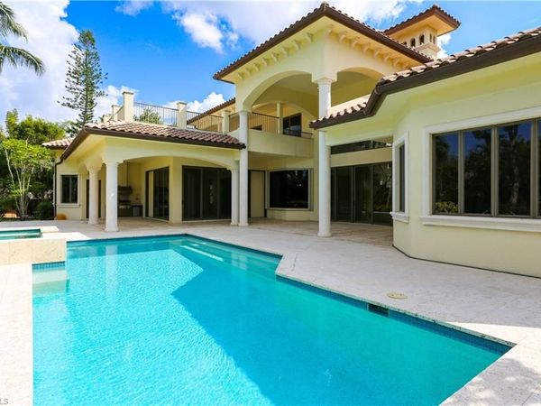 823 Cassena RD, NAPLES, FL 34108