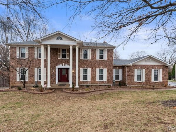 13505 Pine Wood Trail, St Louis, MO 63128