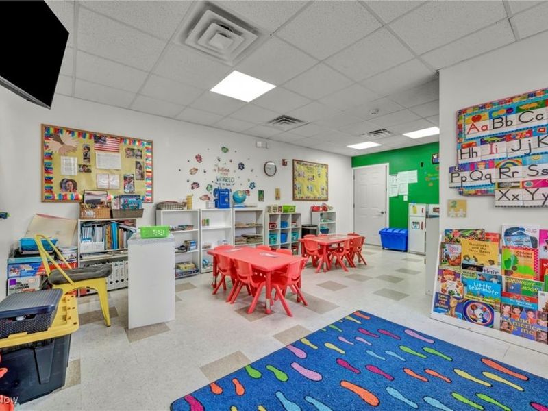 401-403,405 Broadway Avenue, Bedford, OH 44146 Photo 15