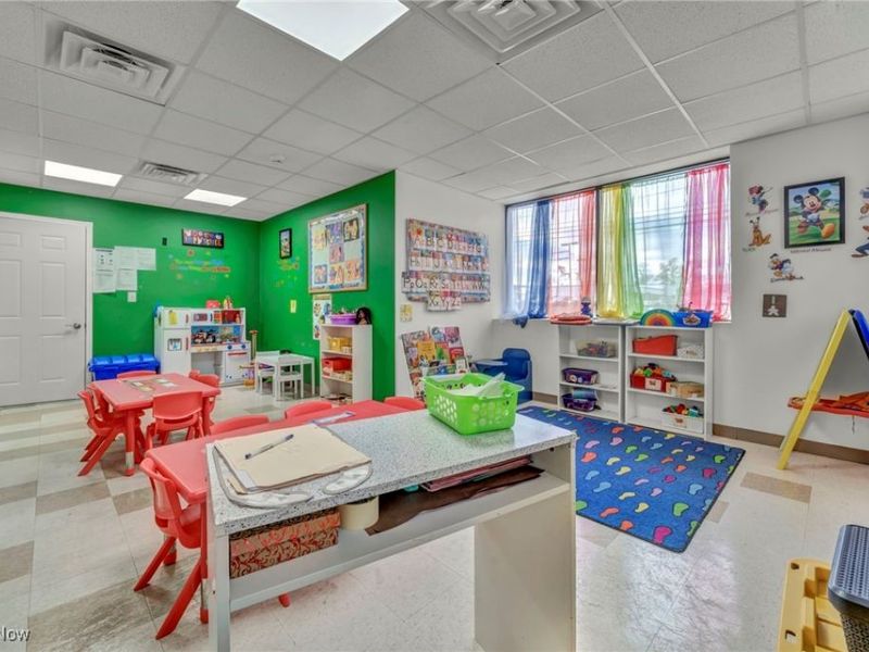 401-403,405 Broadway Avenue, Bedford, OH 44146 Photo 16