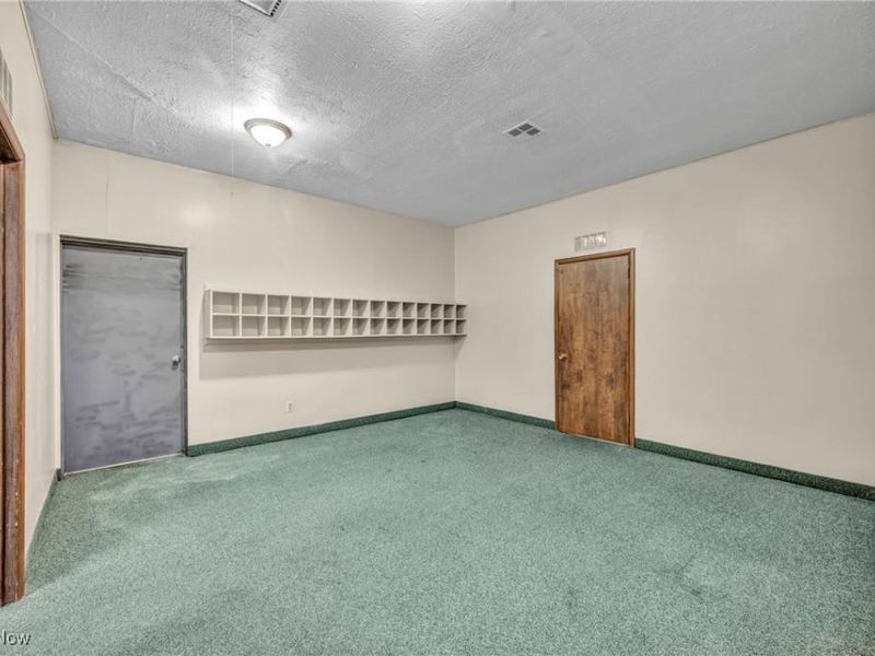 401-403,405 Broadway Avenue, Bedford, OH 44146 Photo 28