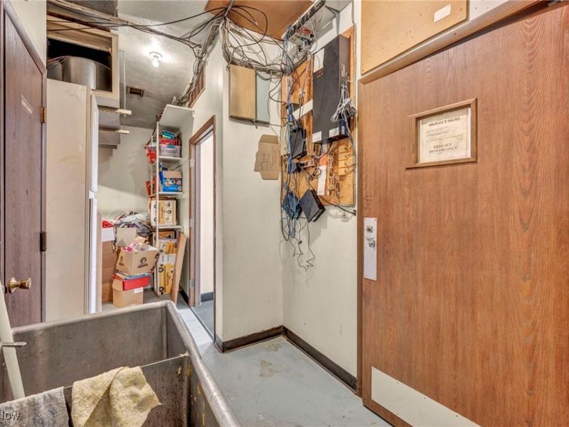 401-403,405 Broadway Avenue, Bedford, OH 44146 Photo 36