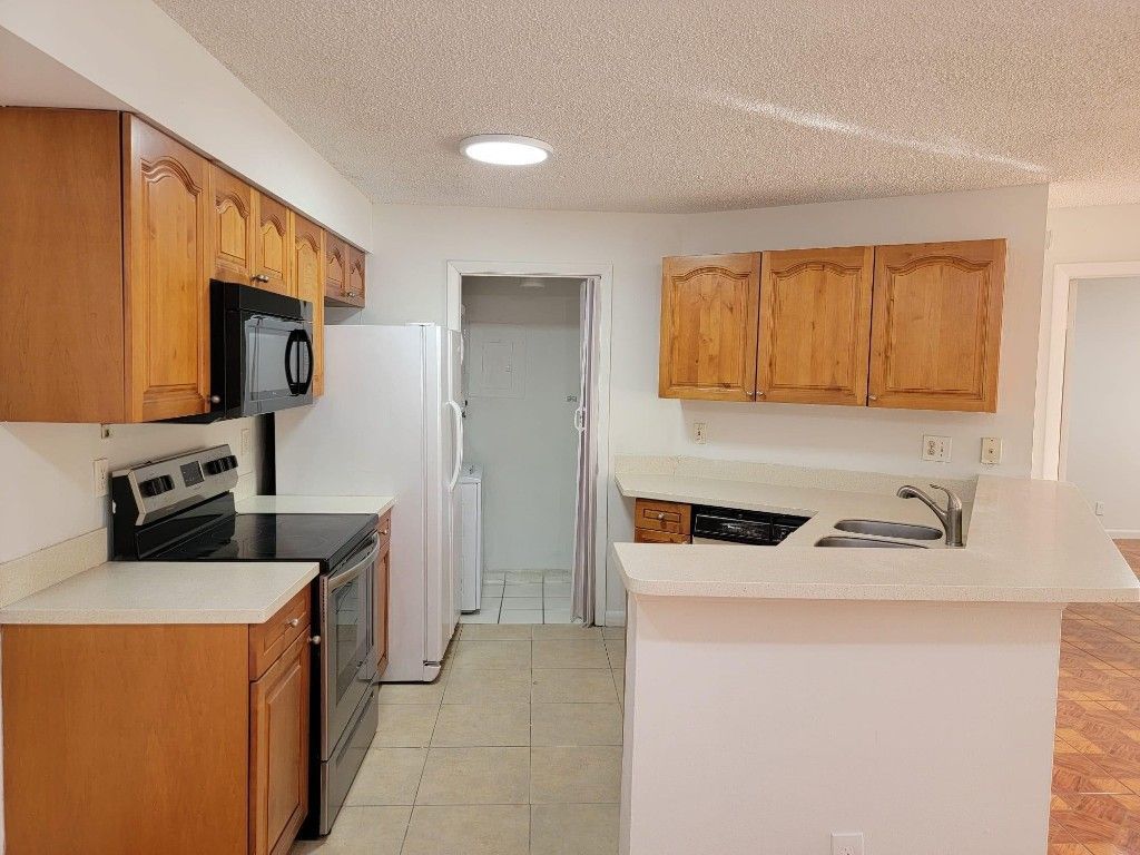 9999 Summerbreeze Drive, Unit 103, Sunrise, FL 33322 Photo