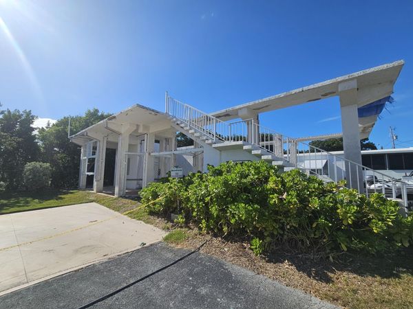 946 S Topaz Avenue, KEY LARGO, FL 33037