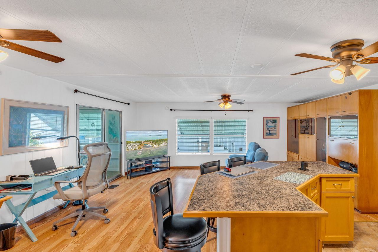 808 S Silver Circle, Key Largo, FL 33037 Photo