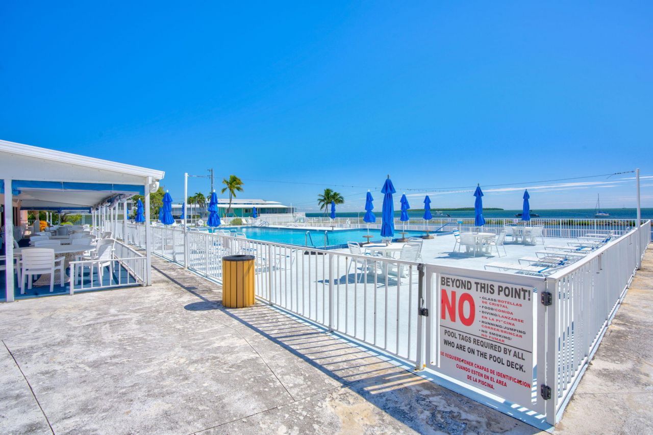 808 S Silver Circle, Key Largo, FL 33037 Photo