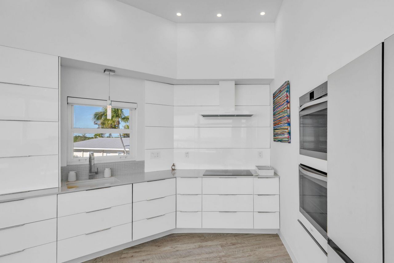 156 Sea Lane, Geiger, FL 33040 Photo