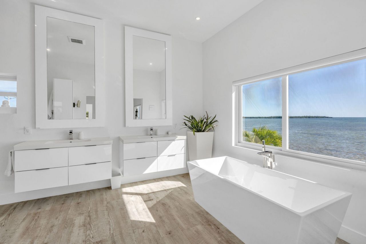 156 Sea Lane, Geiger, FL 33040 Photo