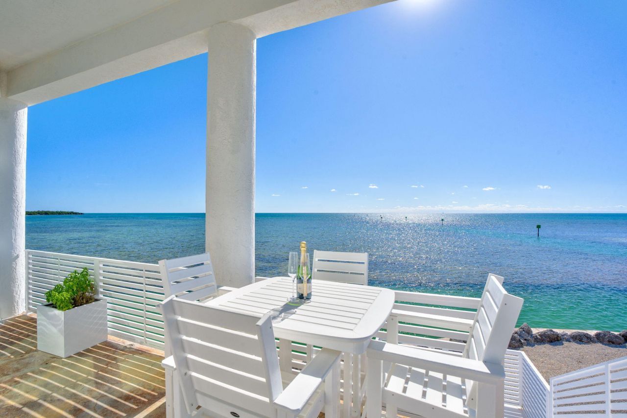 156 Sea Lane, Geiger, FL 33040 Photo