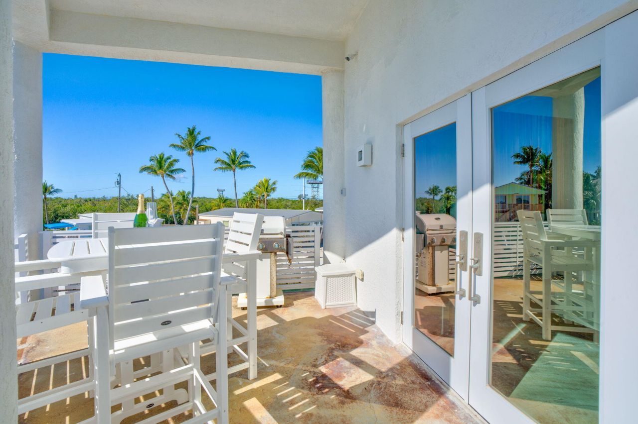 156 Sea Lane, Geiger, FL 33040 Photo