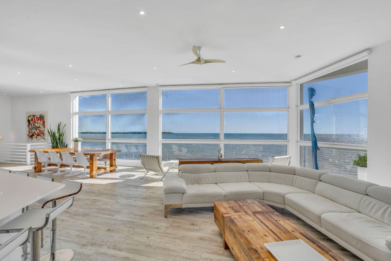 156 Sea Lane, Geiger, FL 33040 Photo