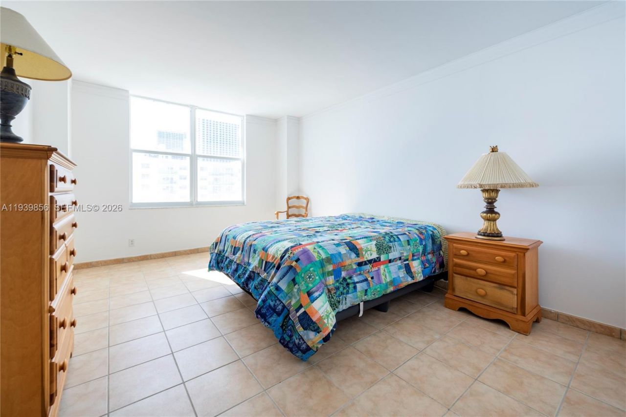 3725 S Ocean Dr, Unit 1406, Hollywood, FL 33019 Photo