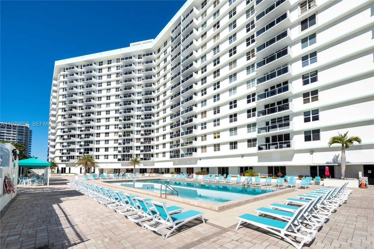 3725 S Ocean Dr, Unit 1406, Hollywood, FL 33019 Photo
