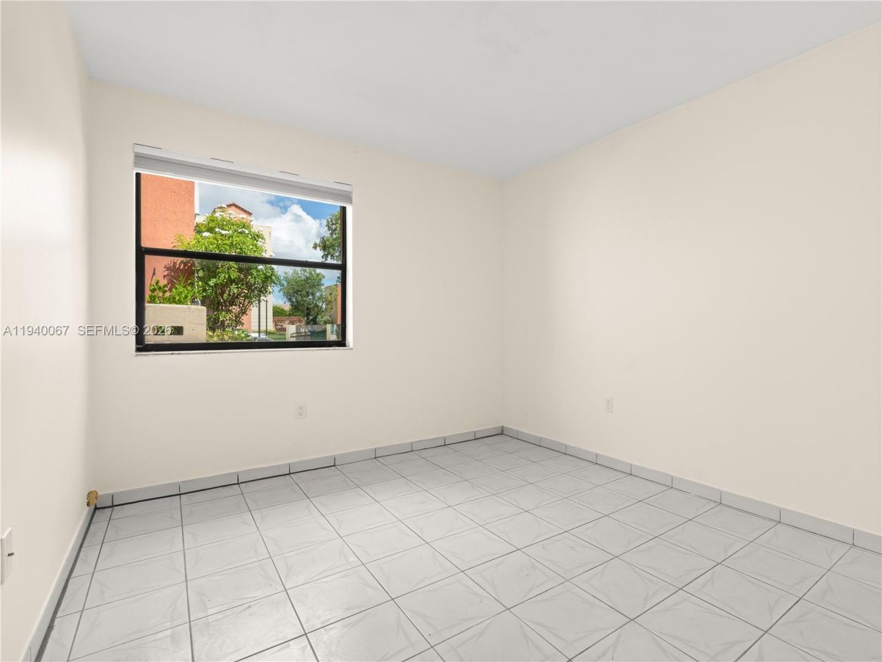 10249 NW 9th St Cir, Unit 107-8, Miami, FL 33172 Photo