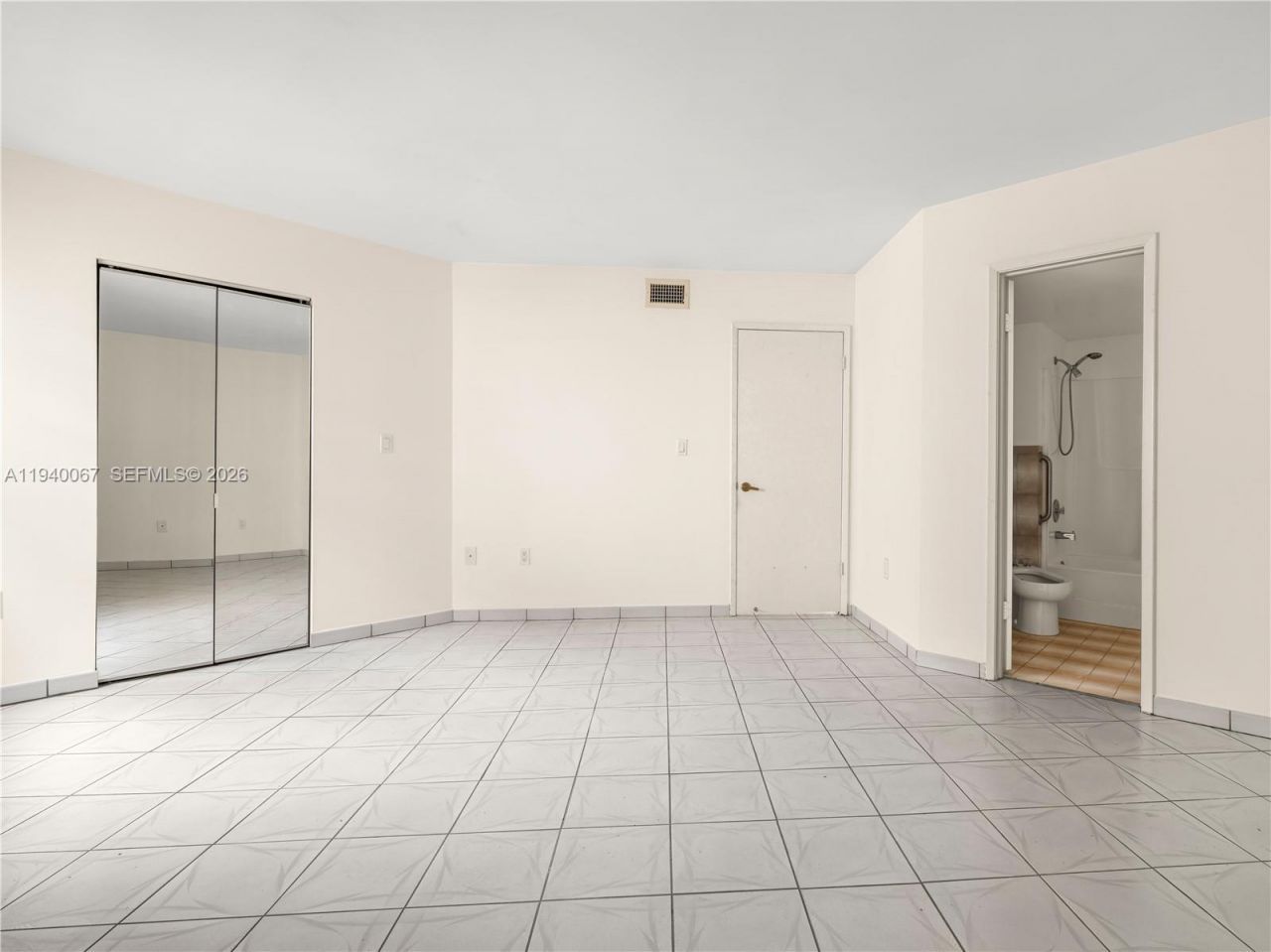 10249 NW 9th St Cir, Unit 107-8, Miami, FL 33172 Photo