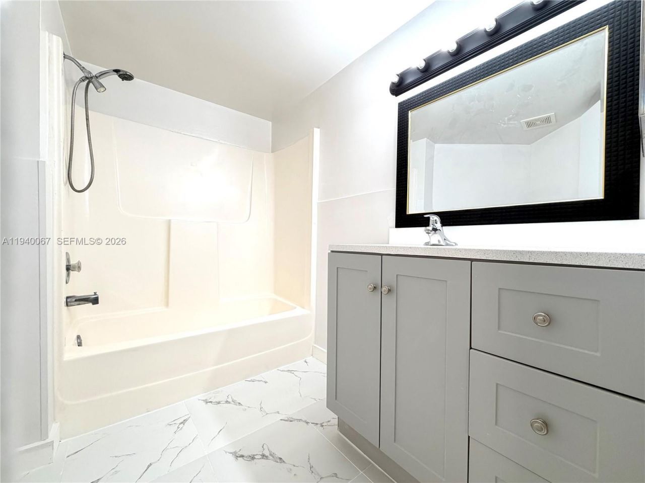 10249 NW 9th St Cir, Unit 107-8, Miami, FL 33172 Photo