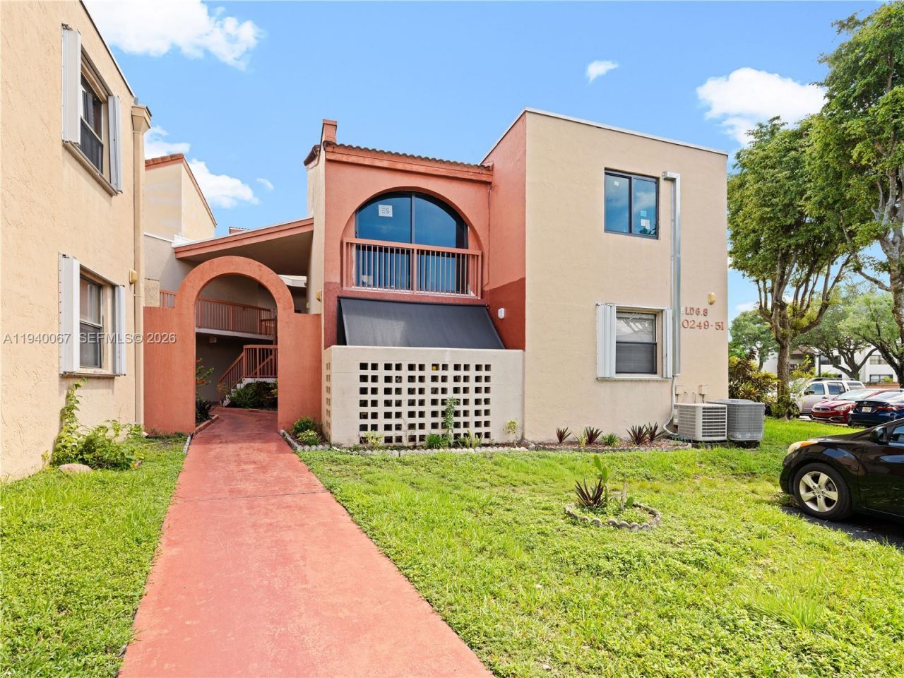 10249 NW 9th St Cir, Unit 107-8, Miami, FL 33172 Photo