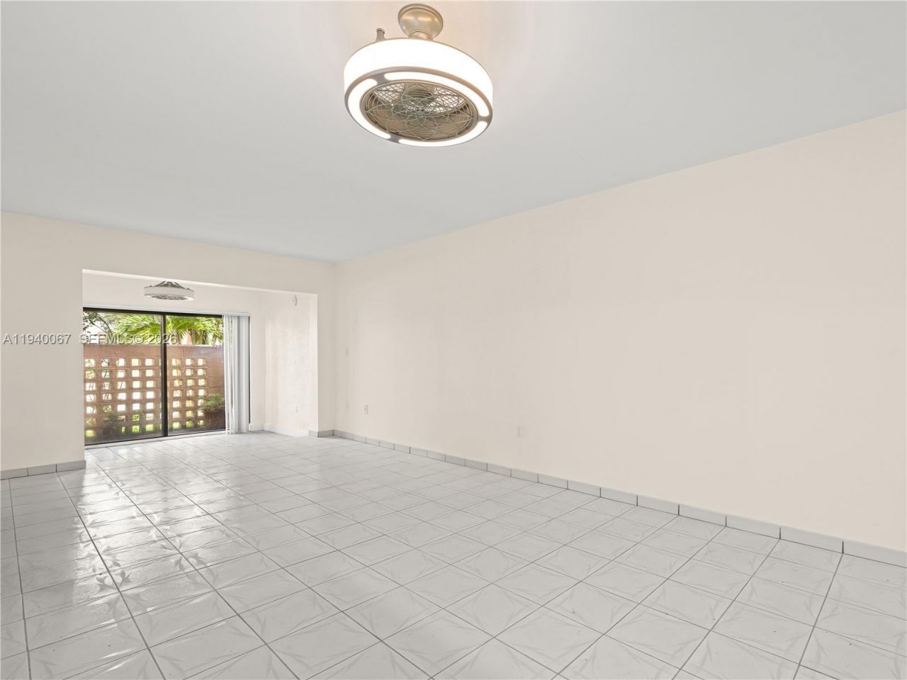 10249 NW 9th St Cir, Unit 107-8, Miami, FL 33172 Photo